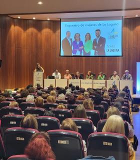 CC congrega a más de 400 mujeres en La Laguna para analizar la realidad del colectivo y recoger sus aportaciones · foto 2