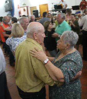 Antigua, lunes, 27 de marzo de 2023 Bienvenidos y bienhallados los mayores de La Oliva en Antigua · foto 2