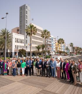 El Club Deportivo Mensajero recibe la Medalla de la Isla por su centenario · foto 1