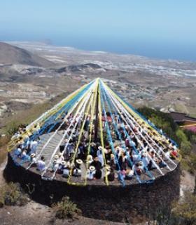 Miles de aroneros y visitantes arropan a la imagen de la Virgen de Fátima en la tradicional Romería de Valle San Lorenzo · foto 9