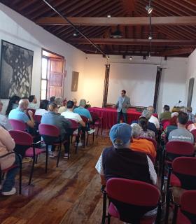 El alcalde invita a todos los vecinos del municipio a presentar alegaciones al trazado del tercer carril de la TF-5 · foto 2