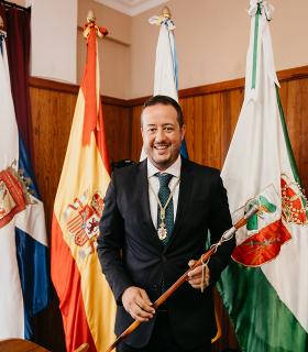 "Seguiremos construyendo una comunidad más próspera y moderna, donde destaquen valores como la igualdad, la inclusión y la solidaridad" · foto 1