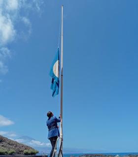 El municipio luce la Bandera Azul en la playa de La Arena cumpliendo más de dos décadas de estándares de calidad · foto 2