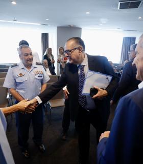 El CES evaluará las potencialidades y oportunidades de Canarias en el sector aeronáutico y aeroespacial · foto 1