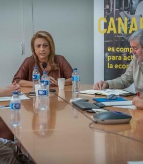 Valido y Fernández exigen al Gobierno que cumpla de inmediato con la actualización de los costes del transporte · foto 2
