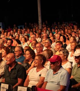 Las 8 islas se reúnen en Candelaria en torno a la música popular con el concierto "8 Orillas" · foto 6
