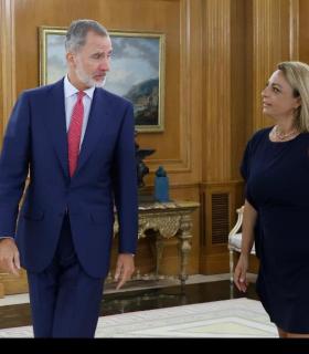 CC confirma al Rey que la firma de la "agenda canaria" es condición obligatoria para votar sí a una investidura · foto 3