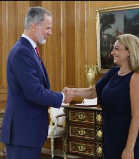 CC confirma al Rey que la firma de la "agenda canaria" es condición obligatoria para votar sí a una investidura · foto 4