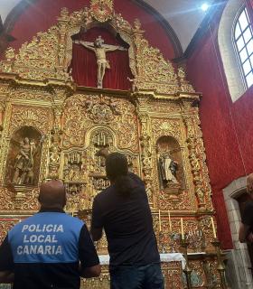 La Unidad de Drones de la Policía Local logró la fotografía del Cristo de Telde que irá en la carreta de la Romería de Teror · foto 2