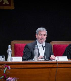 Clavijo reivindica la "apuesta firme" del Gobierno con las dos universidades públicas de Canarias · foto 4