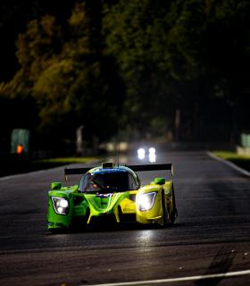 Gran ritmo y velocidad de Santi Concepción en el circuito de Spa Francorchamps en Bélgica · foto 2