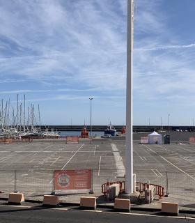 Santa Cruz habilita desde este viernes un parking gratuito en la explanada del puerto · foto 2