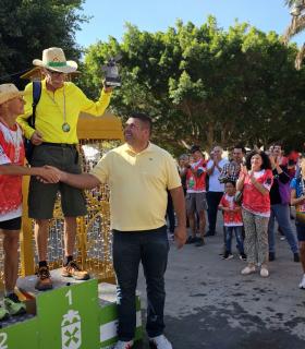 Más de 300 participantes en la I San Silvestre Antigua 2023 · foto 1