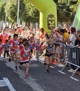 Más de 300 participantes en la I San Silvestre Antigua 2023 · foto 2