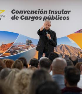 CC de Tenerife muestra su fortaleza al reunir a más de 300 cargos para abordar los desafíos del futuro de la isla · foto 3