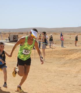 El Cross de Antigua se convierte en el Dakar del atletismo de la isla · foto 3