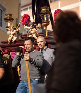 Via Crucis de este viernes en Igueste · foto 1