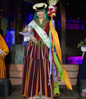 Johana Díaz, Romera Mayor, y Servanda López, Romera de Mayores, de las Fiestas de San Marcos 2024 · foto 4