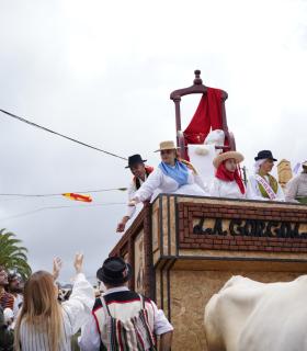 San Marcos bendice Tegueste con sol y lluvia en su LVI Romería · foto 2