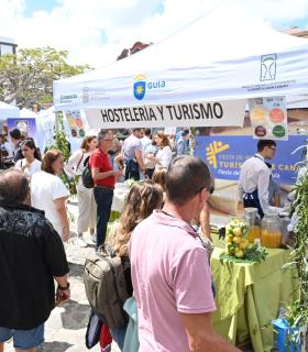La Fiesta del Queso 2024 cosechó un rotundo éxito en su primera edición celebrada hoy en el casco de Guía · foto 8