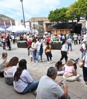 La Fiesta del Queso 2024 cosechó un rotundo éxito en su primera edición celebrada hoy en el casco de Guía · foto 9