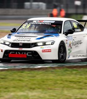 Santi Concepción Jr. comienza con fuerza en el circuito de Salzburgring - Austria a pesar de la lluvia · foto 4