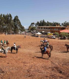 Casi 40 jinetes protagonizan la II Sortija de Caballos de La Esperanza · foto 6