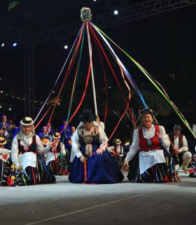 Candelaria rinde homenaje a la Patrona de Canarias con una emotiva Ofrenda musical y cultural · foto 2