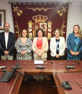 Tacoronte firma un convenio con el Colegio de Veterinarios de SC de Tenerife para reforzar el control y bienestar de las mascotas · foto 1