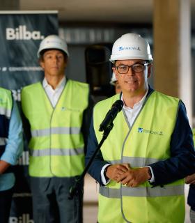 Pablo Rodríguez visita el piso piloto de las 100 viviendas protegidas que construye Visocan en Santa Cruz de Tenerife · foto 1