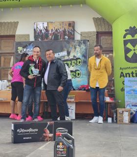 La II Fiesta del Motor reúne en Antigua los coches más espectaculares, pilotos campeones y todas las escuderías · foto 2