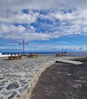 Un espacio renovado para el disfrute comunitario: reabierto el Mirador del Picacho en Barranco Hondo · foto 2