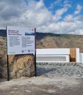 Un espacio renovado para el disfrute comunitario: reabierto el Mirador del Picacho en Barranco Hondo · foto 1