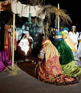 Tacoronte celebra con éxito una multitudinaria cabalgata para recibir a los Reyes Magos de Oriente · foto 2