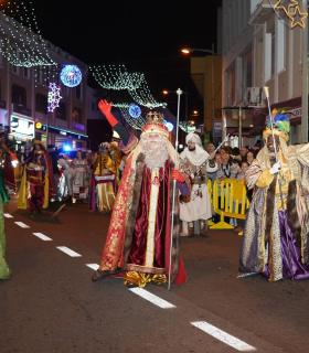 Tacoronte celebra con éxito una multitudinaria cabalgata para recibir a los Reyes Magos de Oriente · foto 3