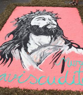 Más de un centenar de alfombras engalanan el Corpus Christi tacorontero · foto 1