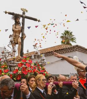 Miles de personas arropan al Cristo de Tacoronte en su día grande · foto 5