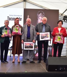 El Ayuntamiento de Tacoronte homenajea a los vecinos que hicieron posible la construcción de la plaza de Santa Catalina · foto 3