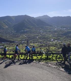 Casi un centenar de personas participan en la XVII Marcha ciclista Monte del Agua de Buenavista · foto 2