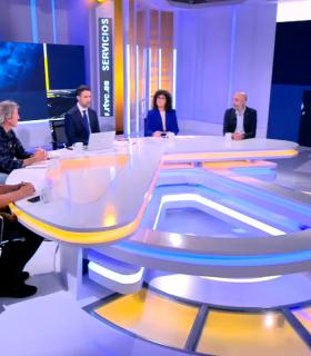 TVC "censura" las preguntas "incómodas" en el debate  ‘¿Qué ocurre con el Teide?’ · foto 4