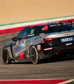 Santi Concepción debuta en el Europeo de Turismos con un meritorio Top 10 en Mugello - Italia · foto 2