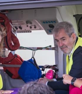 El Gobierno presenta el nuevo servicio de helicópteros medicalizados del SUC con una inversión de 39 millones de euros · foto 1