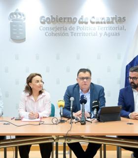 El Gobierno de Canarias presenta nuevas herramientas para impulsar la renaturalización urbana en todo el Archipiélago · foto 2
