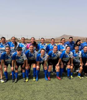 Las guerreras del CD Atlético Balompédica de Antigua Campeonas de Liga y suben a Preferente · foto 1