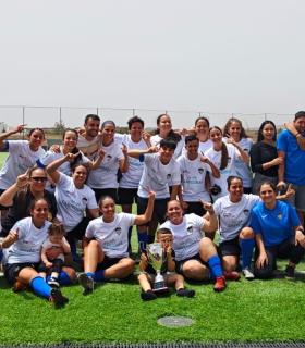 Las guerreras del CD Atlético Balompédica de Antigua Campeonas de Liga y suben a Preferente · foto 2