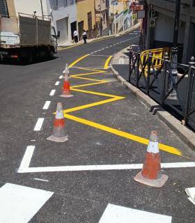 El Área de Tráfico y Movilidad incorpora nuevos apeaderos en el entorno comercial de La Estación · foto 2