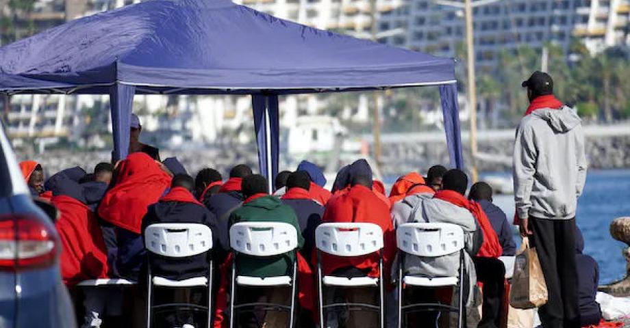 Llegada masiva de cayucos a Canarias: ¿cuándo vamos a dejar de esquivar el drama de tantos migrantes?