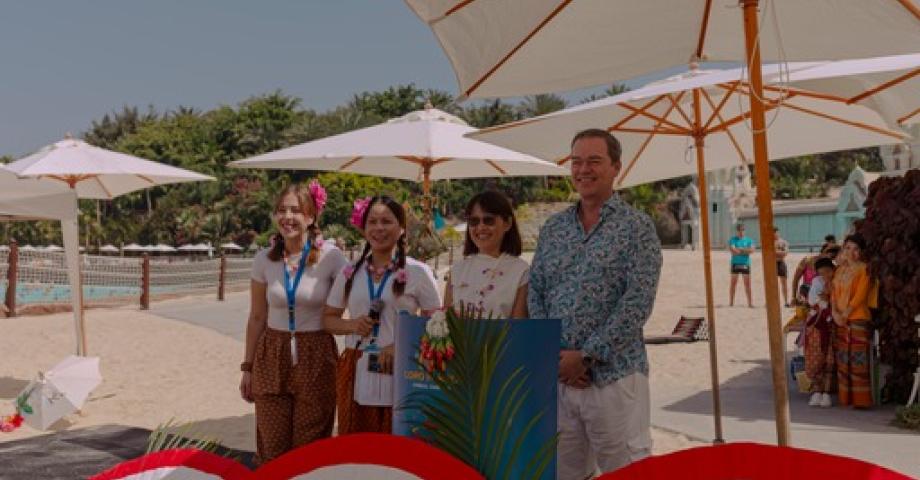 Tailandia da la bienvenida al año nuevo en Siam Park