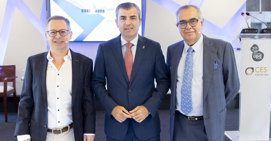 El CES insta a aprovechar los instrumentos de financiaci&oacute;n disponibles para desarrollar el potencial aeron&aacute;utico y aeroespacial de Canarias