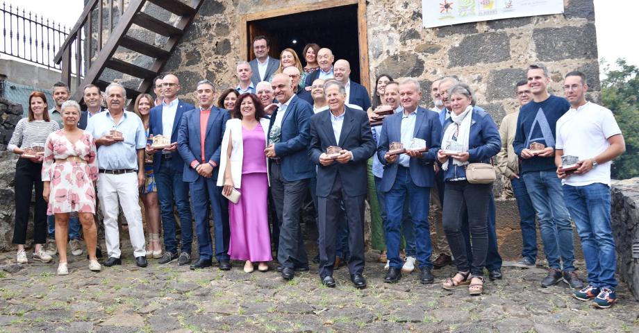 Entregados los premios del 37 Concurso Regional de Vinos Embotellados &ndash; Alh&oacute;ndiga 2024